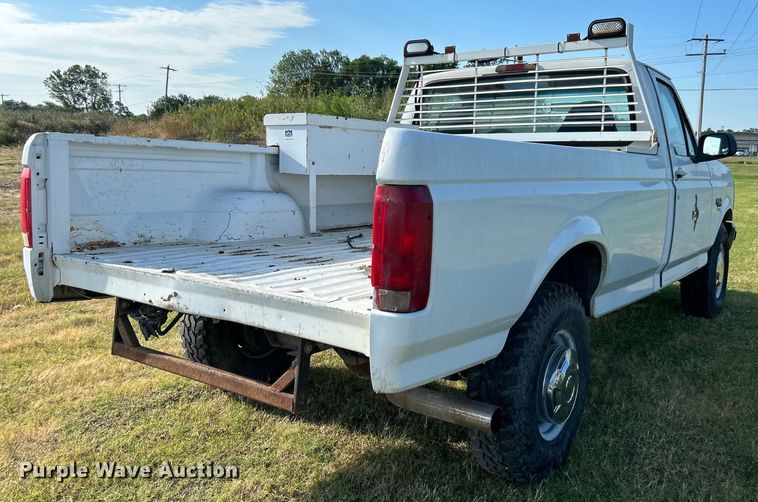 image for item DP1123 1997 Ford F250 pickup truck