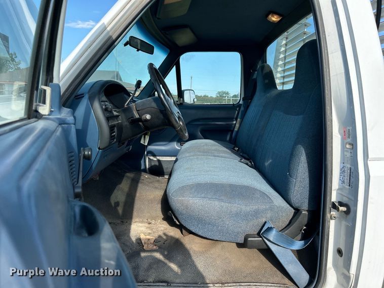 image for item DP1123 1997 Ford F250 pickup truck