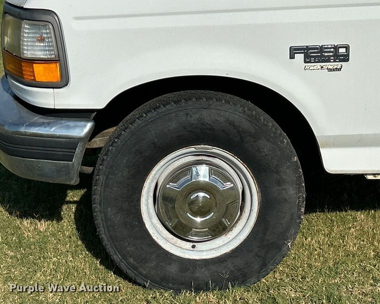 image for item DP1123 1997 Ford F250 pickup truck