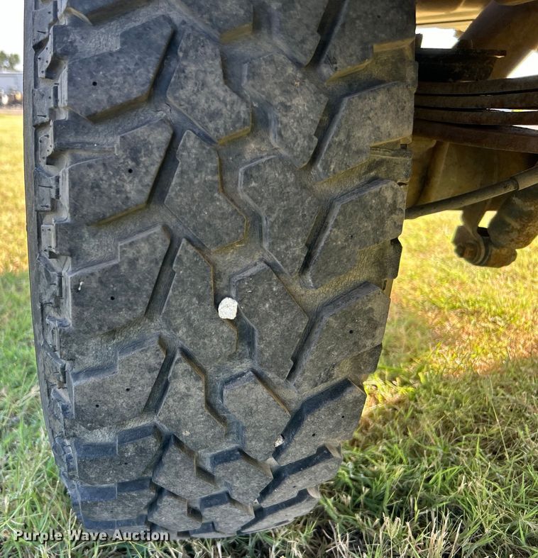 image for item DP1123 1997 Ford F250 pickup truck