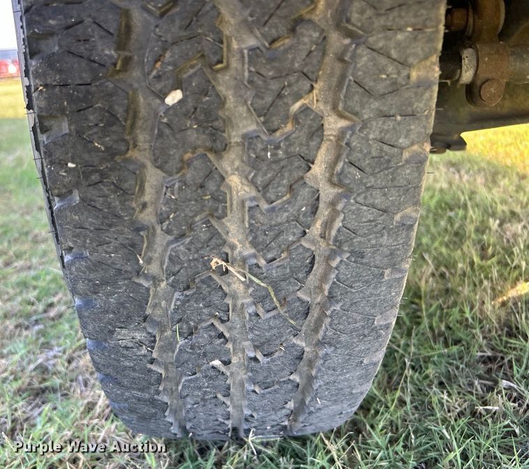 image for item DP1123 1997 Ford F250 pickup truck