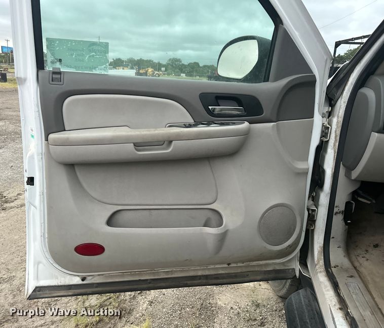 image for item DP1130 2008 Chevrolet Suburban SUV