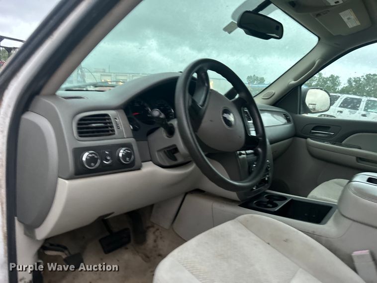 image for item DP1130 2008 Chevrolet Suburban SUV