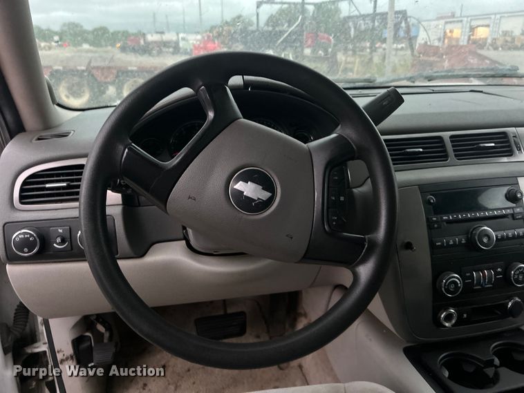 image for item DP1130 2008 Chevrolet Suburban SUV