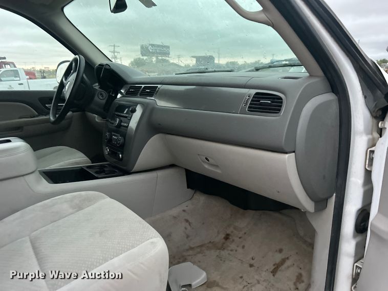 image for item DP1130 2008 Chevrolet Suburban SUV