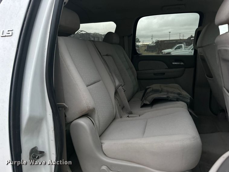 image for item DP1130 2008 Chevrolet Suburban SUV