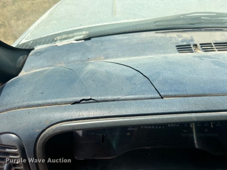 image for item DP1131 1999 Chevrolet Suburban 2500 SUV