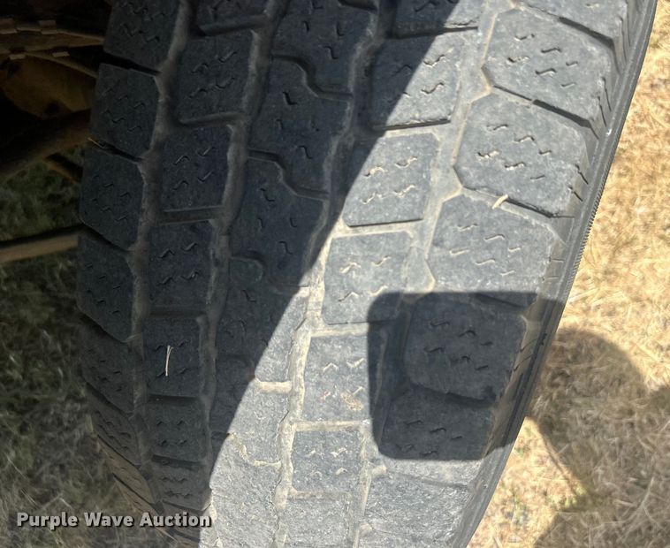 image for item DP1131 1999 Chevrolet Suburban 2500 SUV