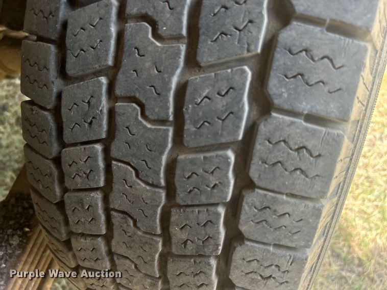 image for item DP1131 1999 Chevrolet Suburban 2500 SUV