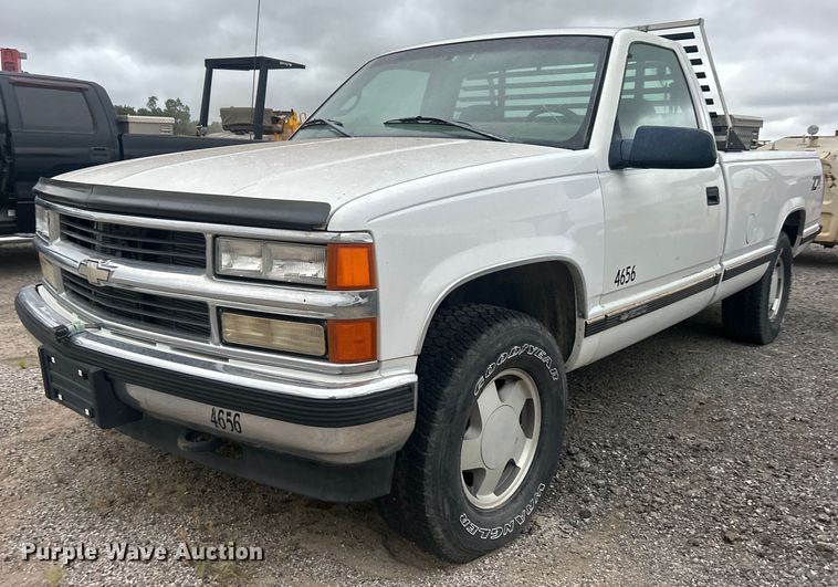 image for item DP1132 1998 Chevrolet K1500 pickup truck