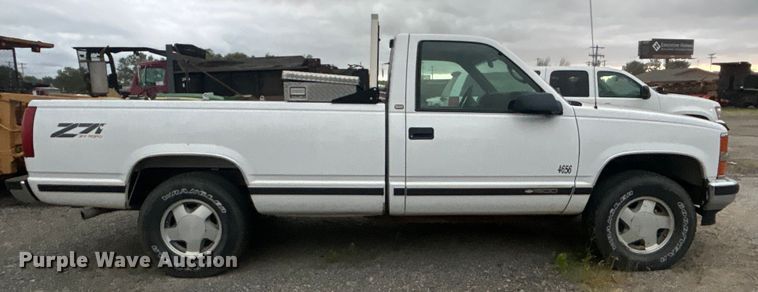 image for item DP1132 1998 Chevrolet K1500 pickup truck