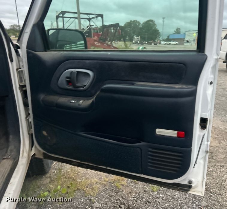 image for item DP1132 1998 Chevrolet K1500 pickup truck