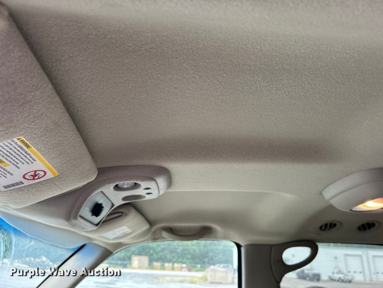 image for item DP1135 2001 Chevrolet Tahoe SUV