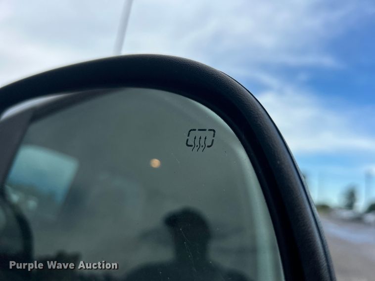 image for item DP1135 2001 Chevrolet Tahoe SUV