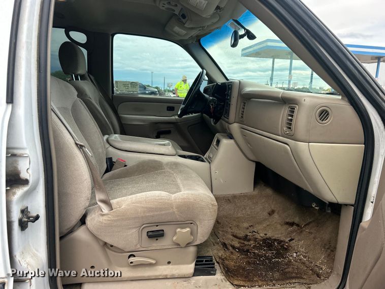 image for item DP1135 2001 Chevrolet Tahoe SUV