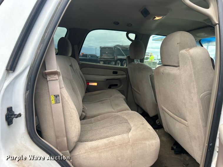 image for item DP1135 2001 Chevrolet Tahoe SUV