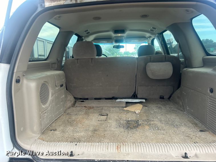 image for item DP1135 2001 Chevrolet Tahoe SUV