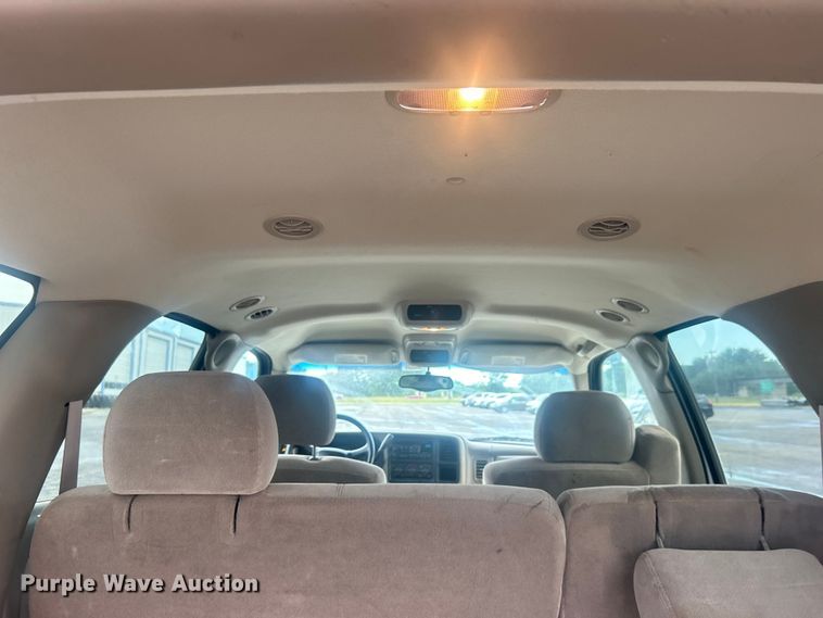 image for item DP1135 2001 Chevrolet Tahoe SUV