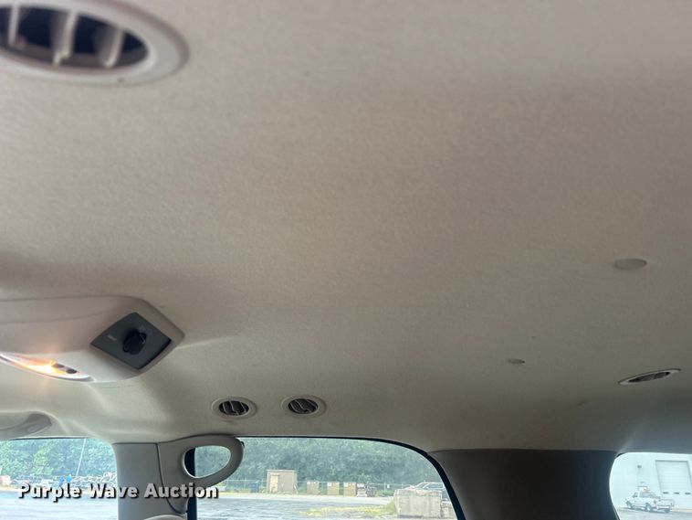 image for item DP1135 2001 Chevrolet Tahoe SUV