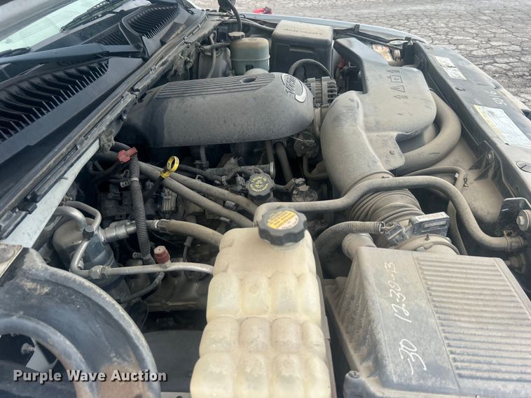 image for item DP1135 2001 Chevrolet Tahoe SUV