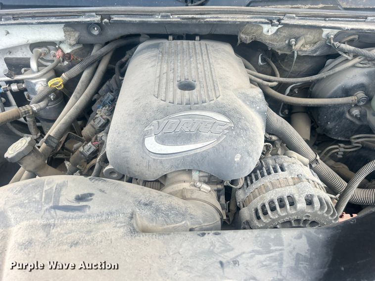 image for item DP1135 2001 Chevrolet Tahoe SUV