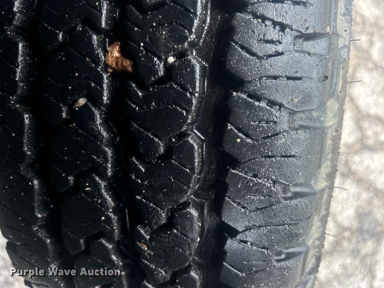 image for item DP1135 2001 Chevrolet Tahoe SUV