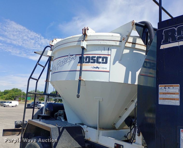 image for item DP1139 2009 Nissan 3500 Rosco Pro Patcher pothole patcher truck