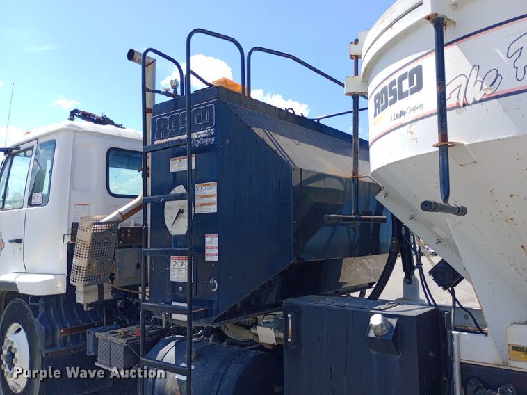 image for item DP1139 2009 Nissan 3500 Rosco Pro Patcher pothole patcher truck