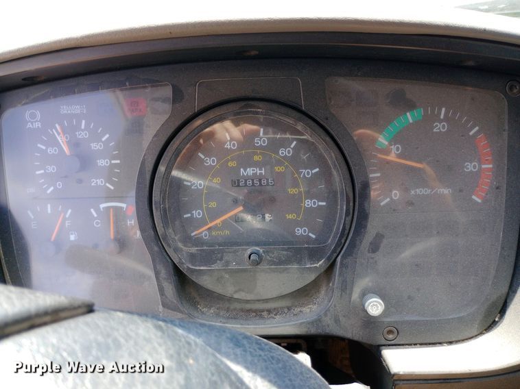 image for item DP1139 2009 Nissan 3500 Rosco Pro Patcher pothole patcher truck