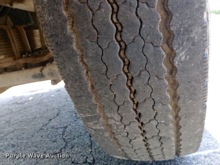 image for item DP1139 2009 Nissan 3500 Rosco Pro Patcher pothole patcher truck