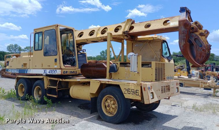 image for item DP1140 1996 Gradall XL4100 wheeled excavator
