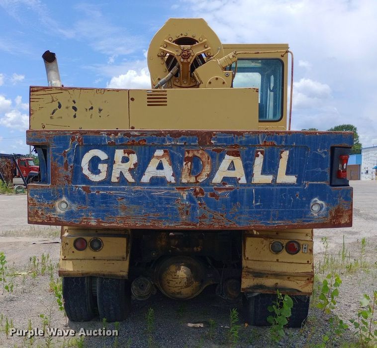 image for item DP1140 1996 Gradall XL4100 wheeled excavator