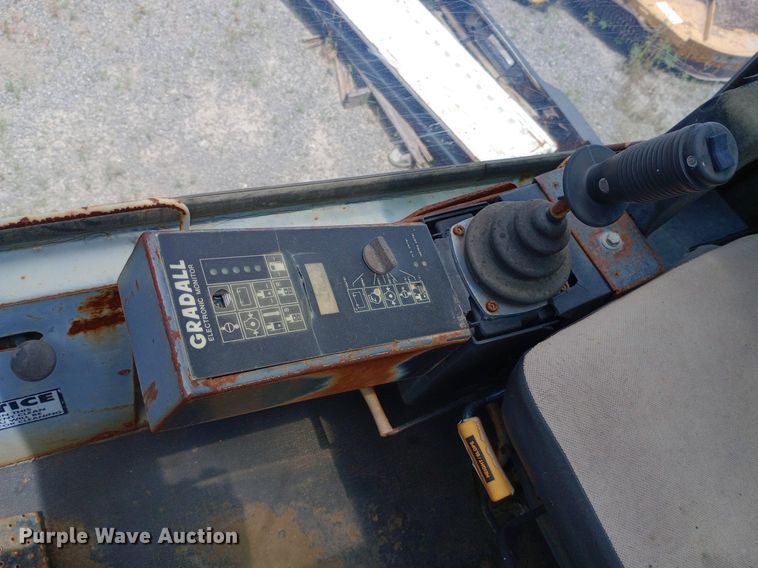 image for item DP1140 1996 Gradall XL4100 wheeled excavator