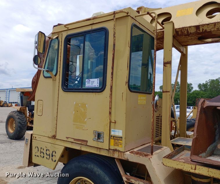 image for item DP1140 1996 Gradall XL4100 wheeled excavator