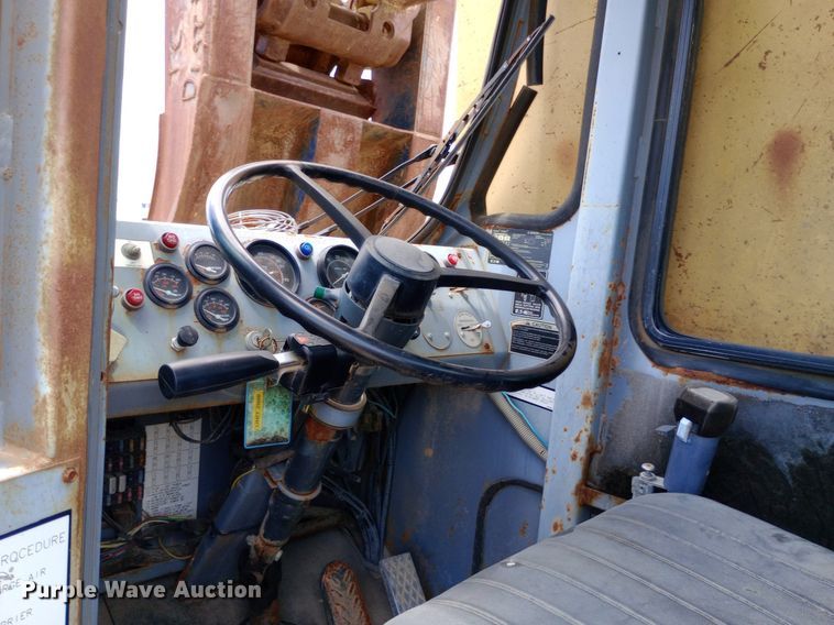 image for item DP1140 1996 Gradall XL4100 wheeled excavator