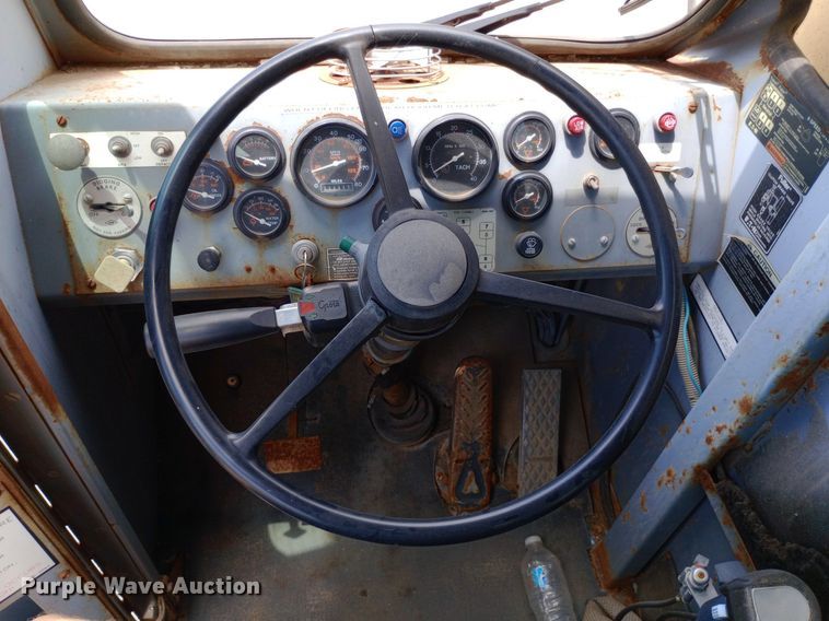 image for item DP1140 1996 Gradall XL4100 wheeled excavator