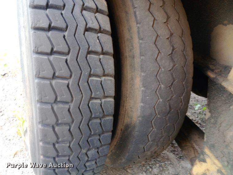 image for item DP1140 1996 Gradall XL4100 wheeled excavator