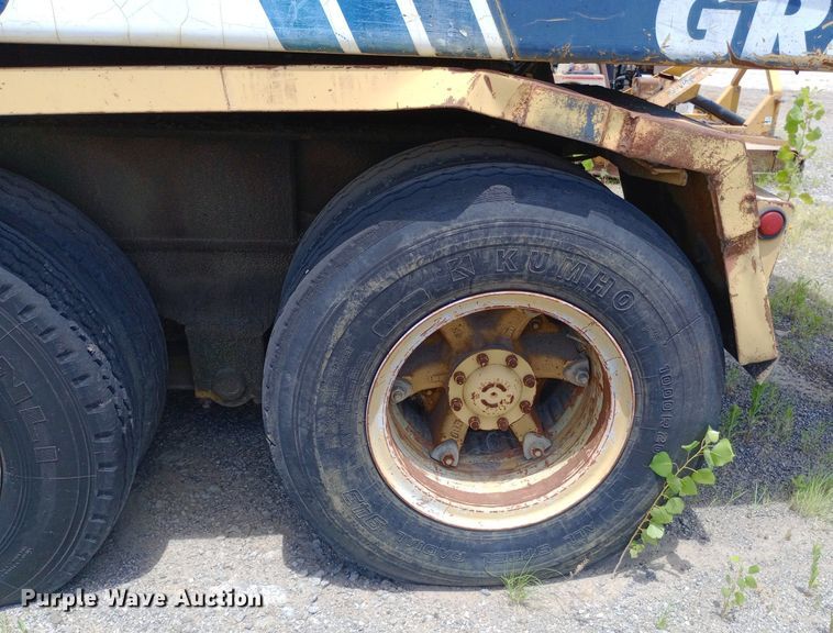 image for item DP1140 1996 Gradall XL4100 wheeled excavator