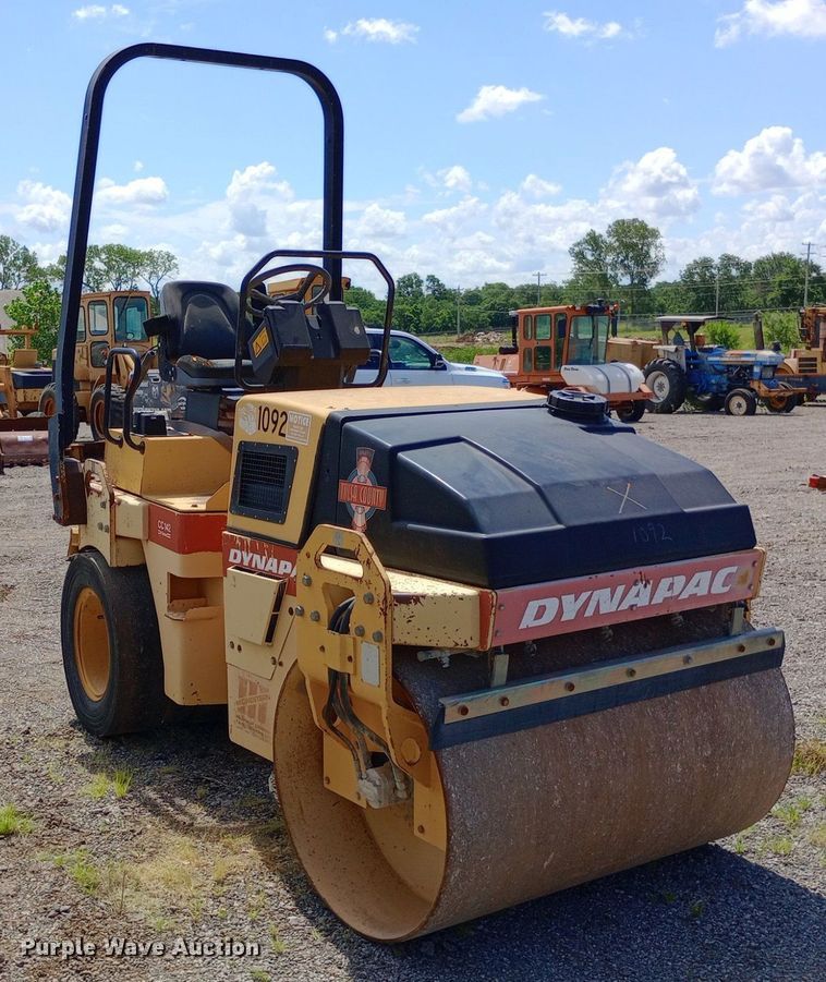 image for item DP1141 DynaPac CC142 combination vibratory roller