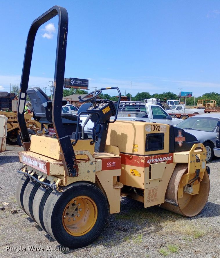 image for item DP1141 DynaPac CC142 combination vibratory roller