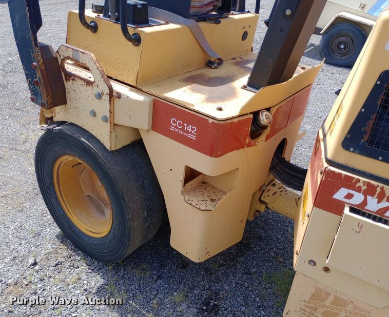 image for item DP1141 DynaPac CC142 combination vibratory roller