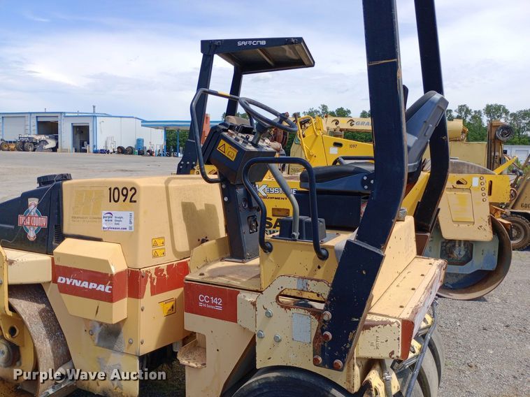 image for item DP1141 DynaPac CC142 combination vibratory roller