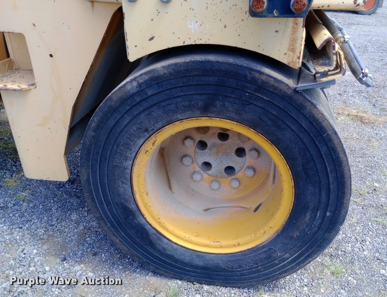 image for item DP1141 DynaPac CC142 combination vibratory roller