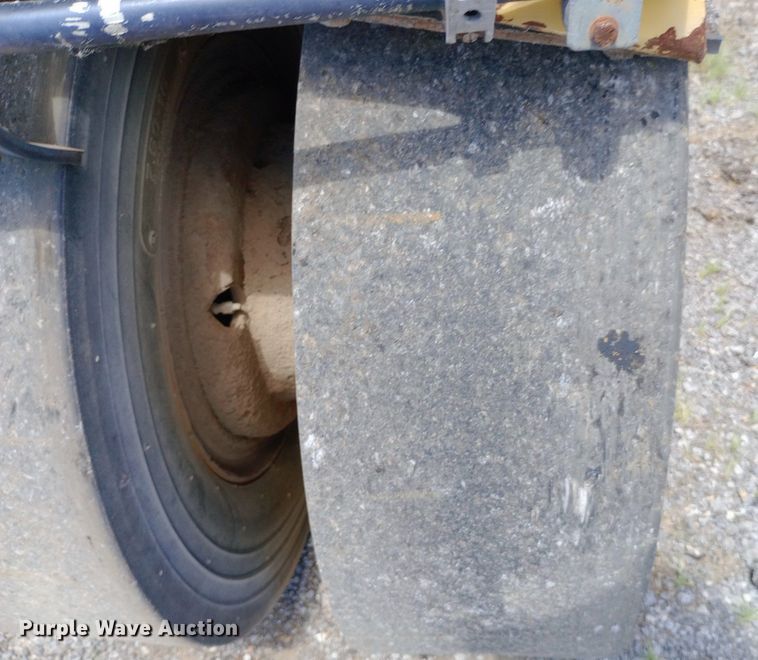 image for item DP1141 DynaPac CC142 combination vibratory roller