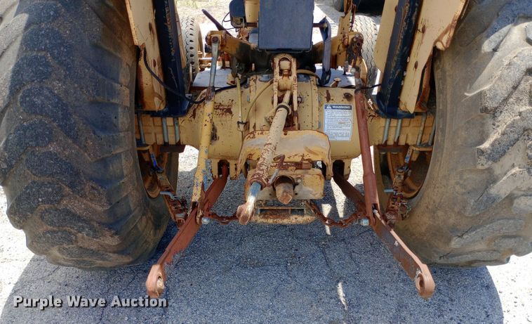 image for item DP1142 Ford 260C tractor