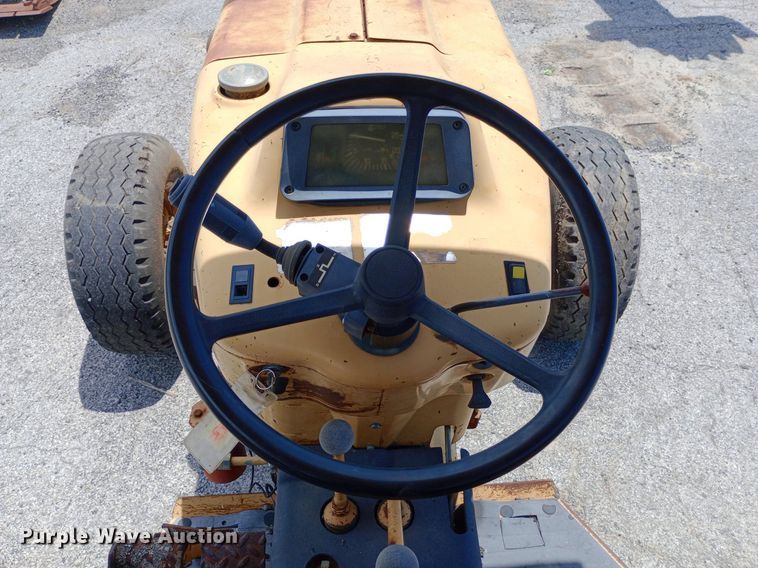 image for item DP1142 Ford 260C tractor