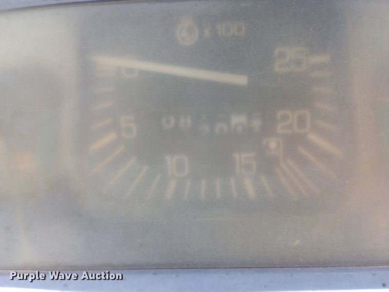 image for item DP1142 Ford 260C tractor