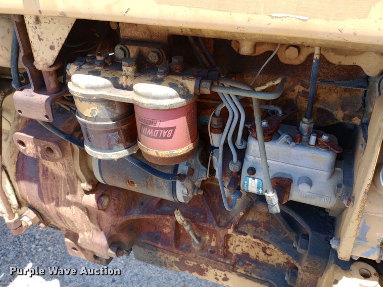 image for item DP1142 Ford 260C tractor