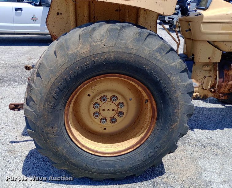 image for item DP1142 Ford 260C tractor