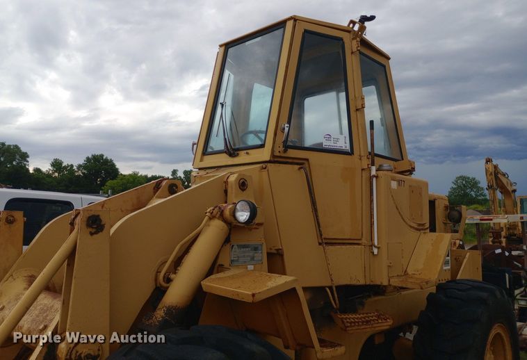 image for item DP1143 1973 Caterpillar 930 wheel loader